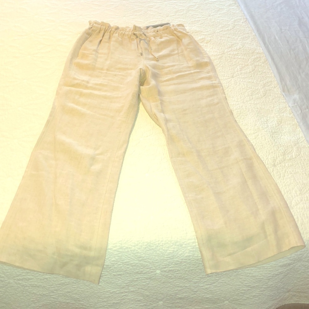 NWT Tahari Light Natural color Khakis